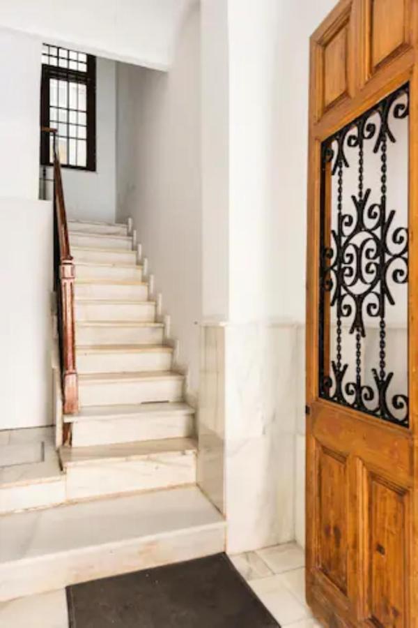 Apartamento Antares Edificio Centrico De 1800 Málaga Exterior foto